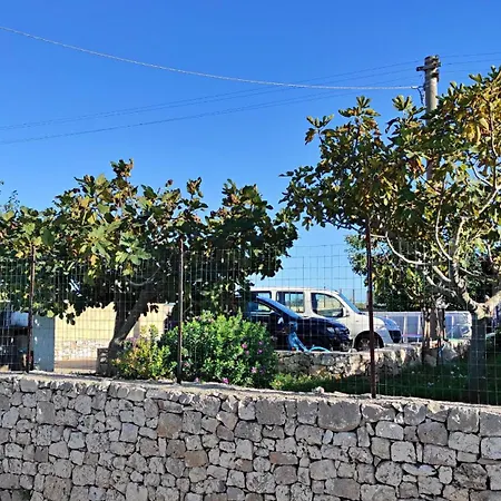 Casa Bolano - Con Piscina E Giardino Privato Holiday home Corsano (Apulia)